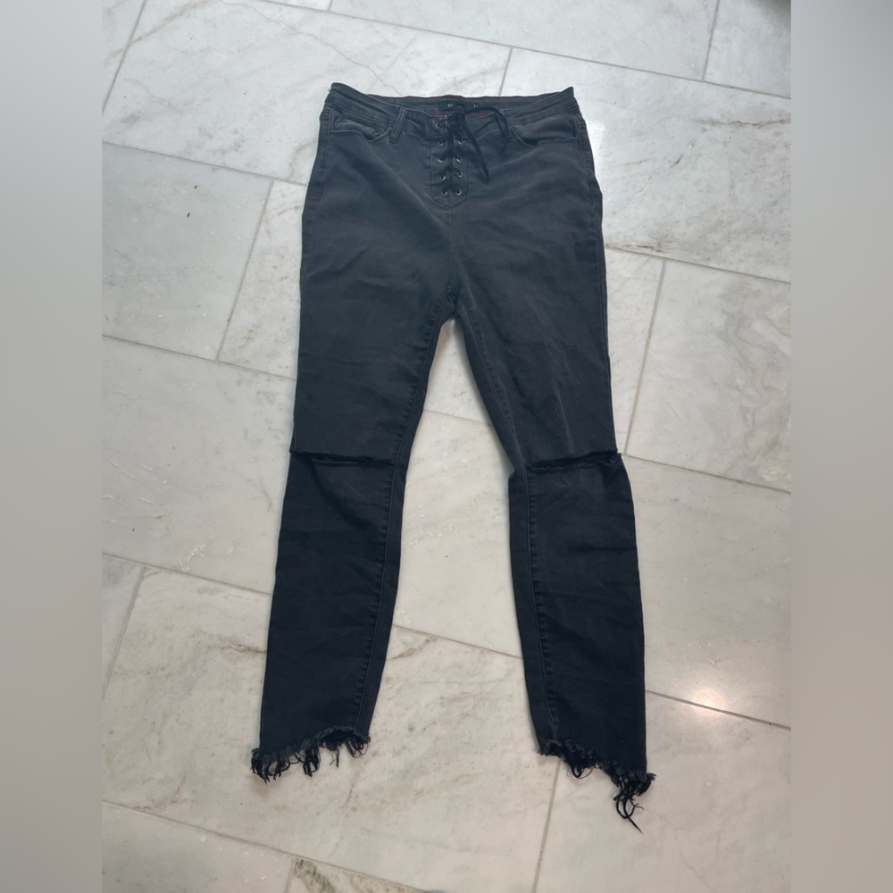 Cello size 11 womens Black Frayed Hem Jeans